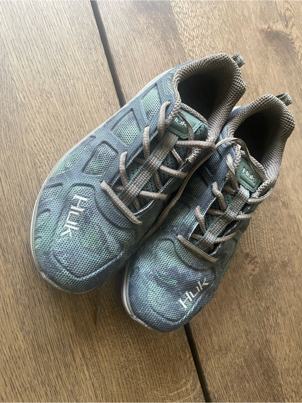 Huk Men’s performance boat shoe
